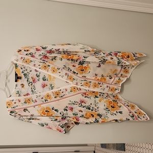 Torrid Short Floral Kimono size 1/2